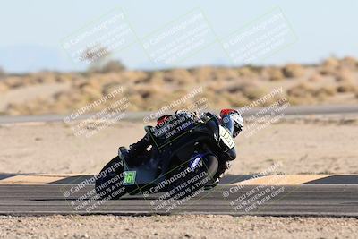 media/Dec-07-2025-CVMA (Sun) [[3e7d2de5dc]]/Race 10-Formula 40 Open/